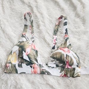 Full Tilt white floral pattern removable padding triangle bikini top XL New